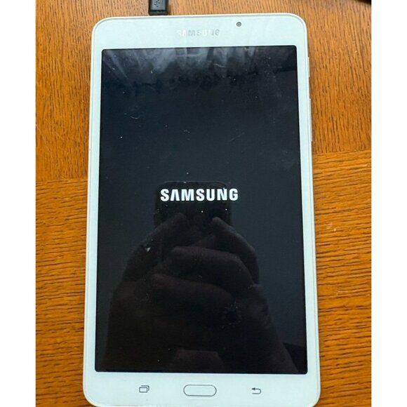 Samsung Galaxy Tablet A6 sm t280 - Picture 1 of 8